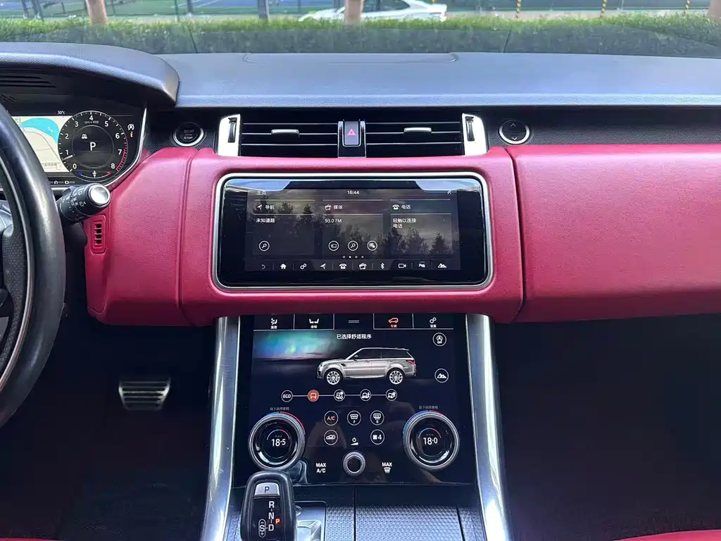 Land Rover Range Rover Sport 2018 — фото 13