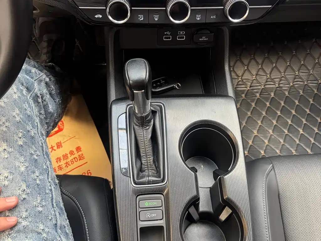 Honda Civic 2022 — фото 14