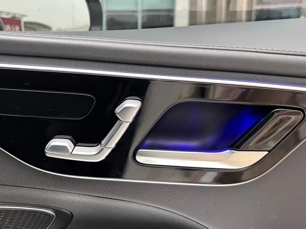 Mercedes-Benz C-Class 2022 — фото 21