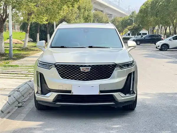 Cadillac XT6 2021