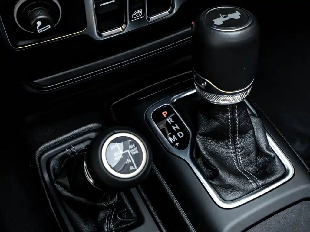 Jeep Wrangler 2025 — фото 24