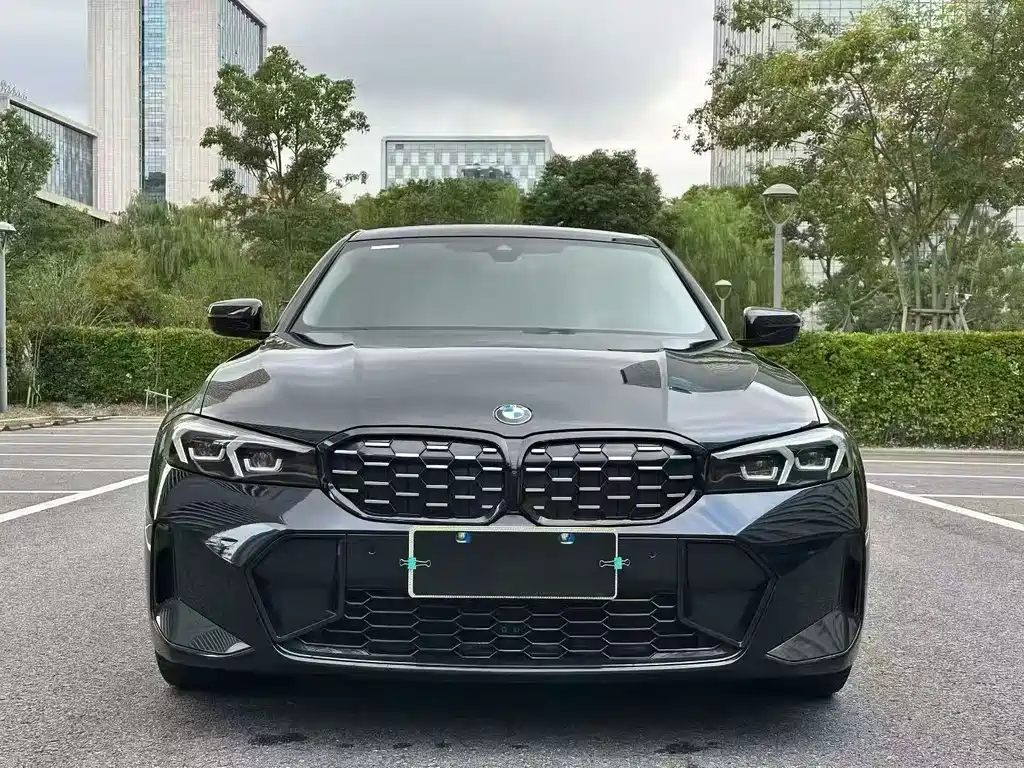 BMW 3 Series 2022
