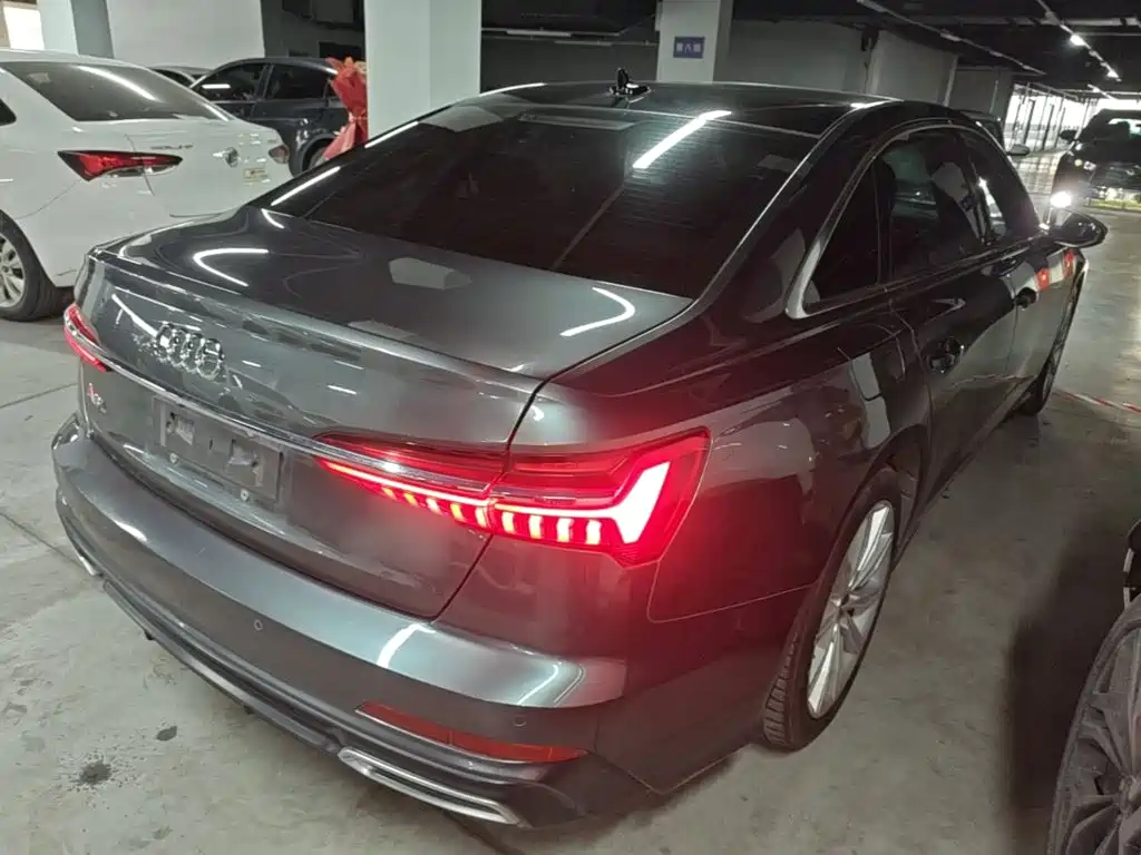 Audi A6L 2020