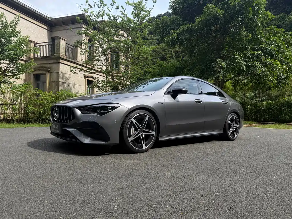 Mercedes-Benz CLA AMG 2025