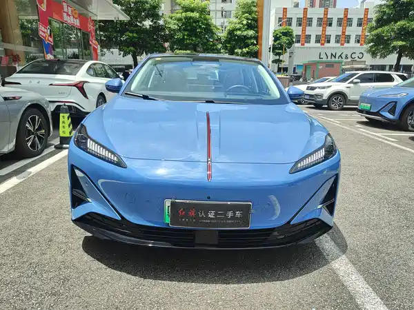 Hongqi Tiangong 05 2025