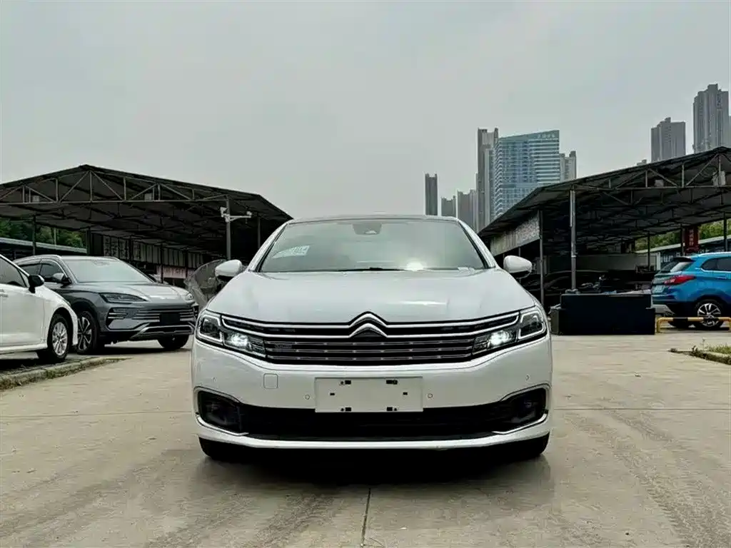 Citroen C6 2017 — фото 2