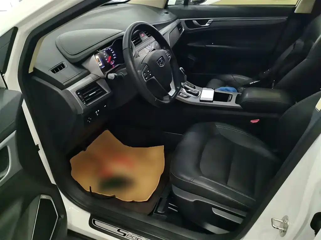 Geely Emgrand GS 2019 — фото 15