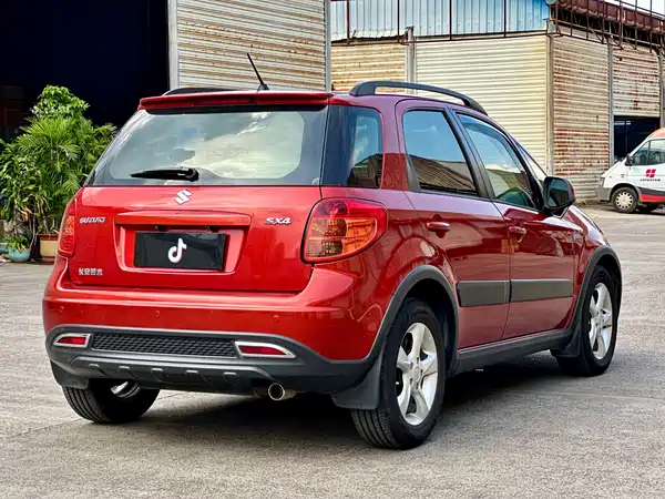 Suzuki Karma 2011