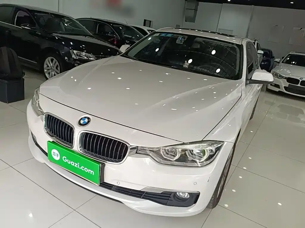 BMW 3 Series 2015 — фото 1