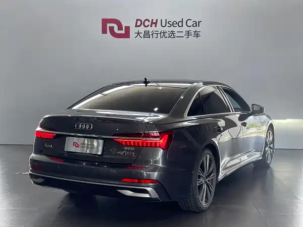 Audi A6L 2022