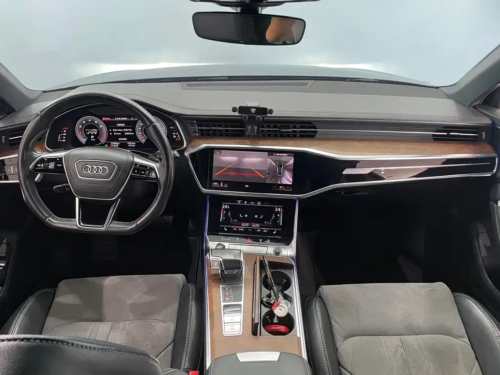 Audi A6L 2022 — фото 14