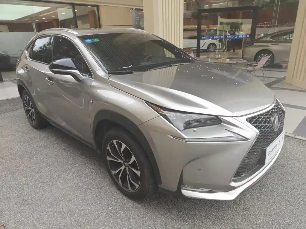 Lexus NX 2015 — фото 8