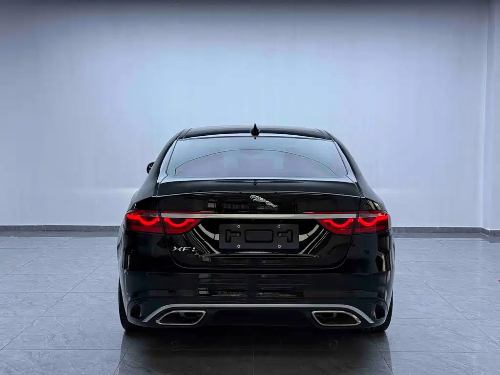 Jaguar XFL 2023 — фото 14