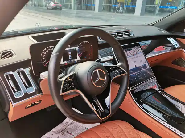 Mercedes-Benz S-Class 2021