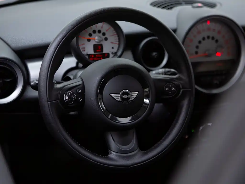 MINI Clubman 2013