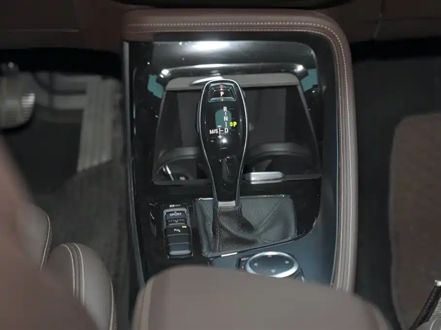 BMW X2 2022 — фото 16