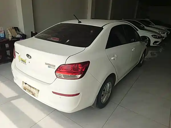 Kia Pegas 2017
