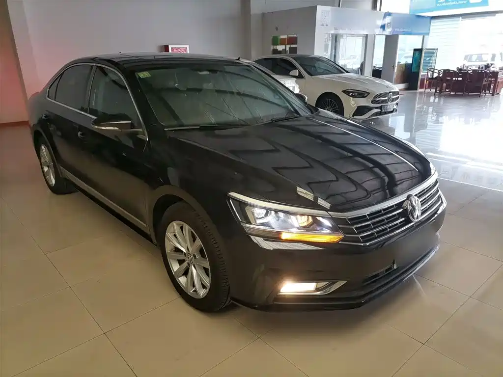Volkswagen Passat 2019 — фото 21