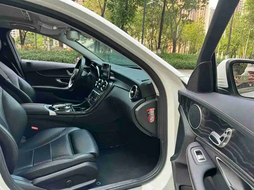 Mercedes-Benz C-Class 2018 — фото 8