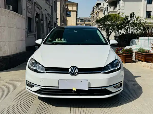 Volkswagen Golf 2020