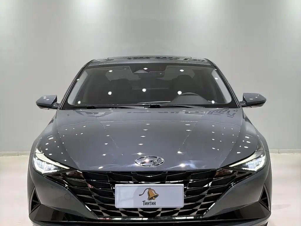 Hyundai Elantra 2023 — фото 2