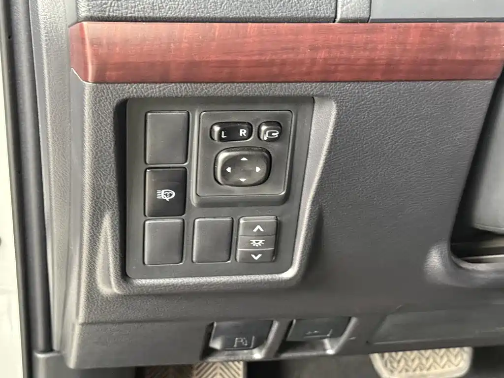 Toyota Prado 2016 — фото 11