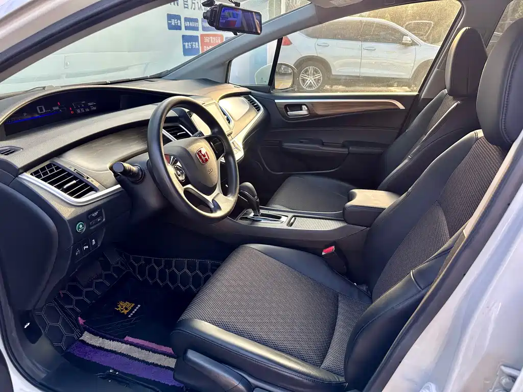 Honda Jade 2019 — фото 8