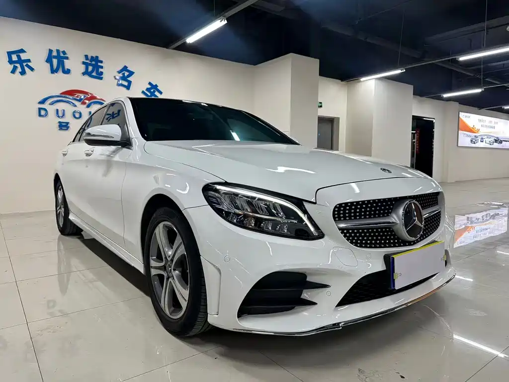 Mercedes-Benz C-Class 2019 — фото 3