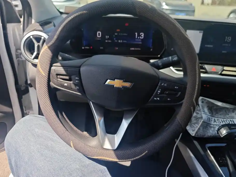 Chevrolet Cruze 2023 — фото 15
