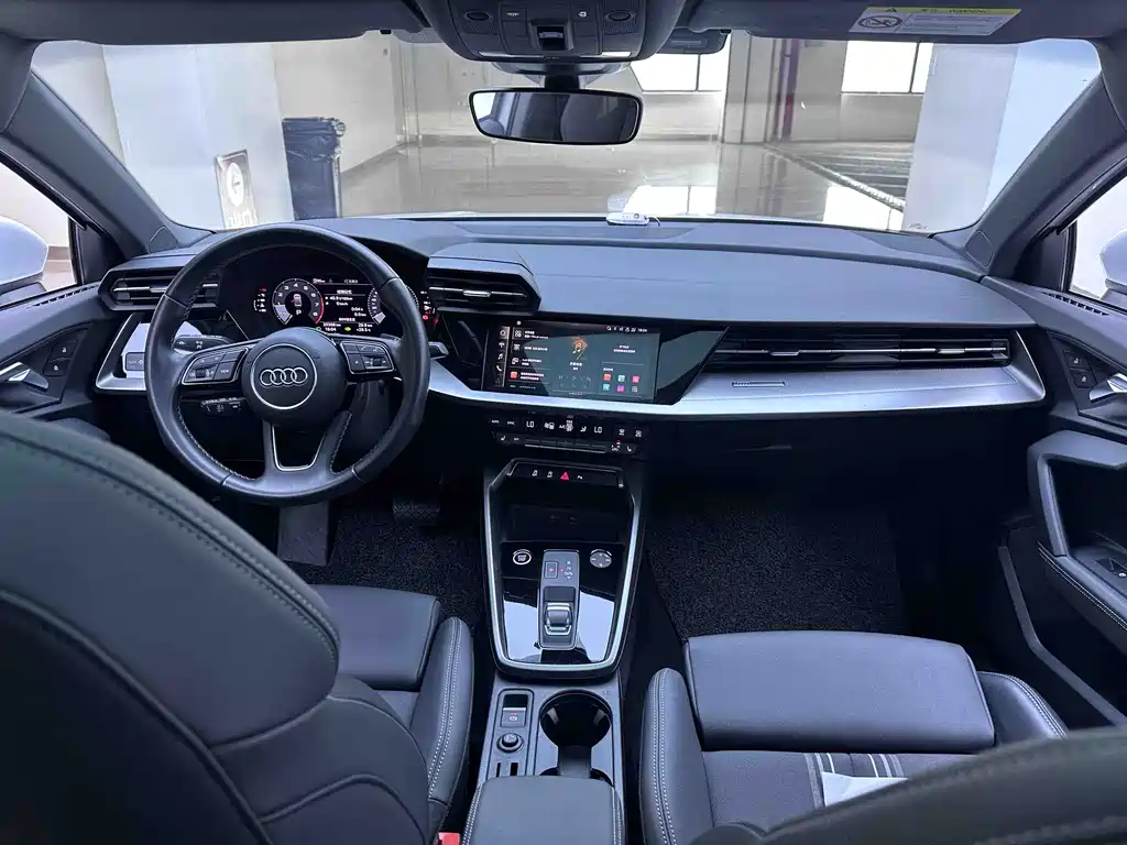 Audi A3 2023 — фото 21