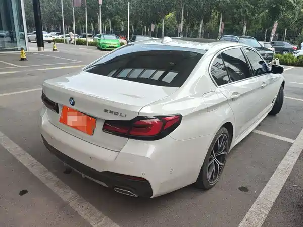 BMW 5 Series 2022