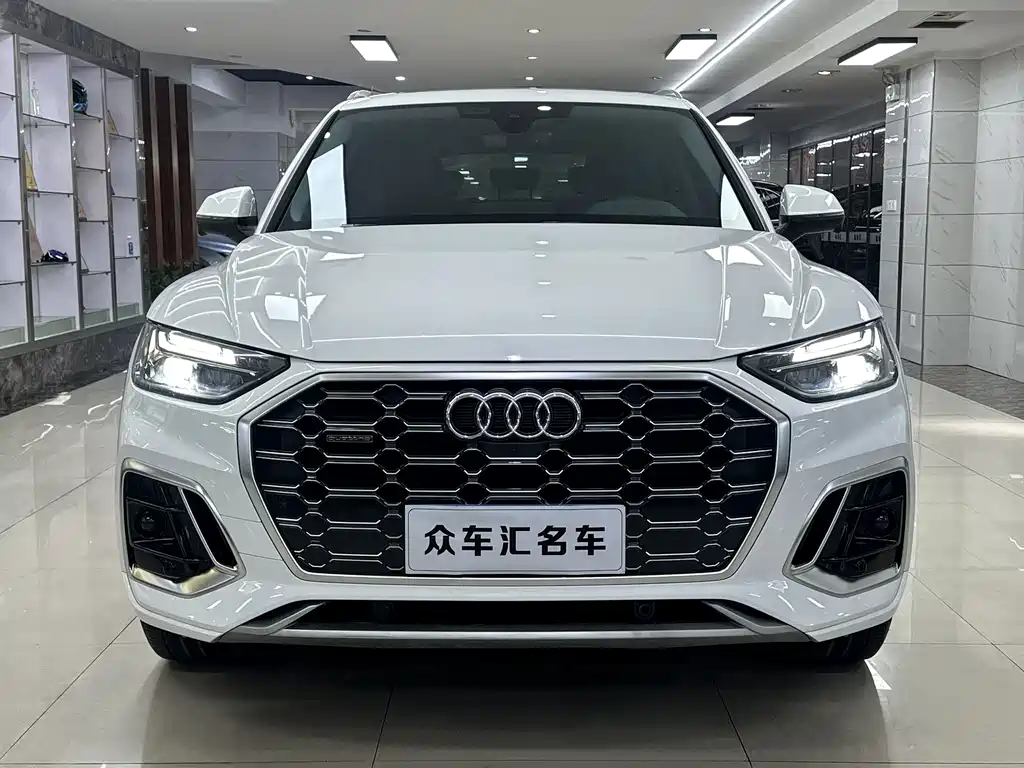 Audi Q5L 2022 — фото 2