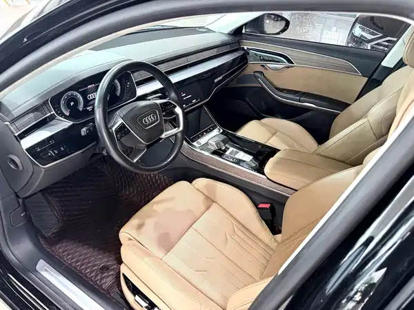 Audi A8 2021