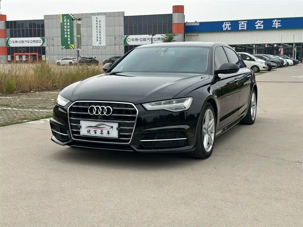 Audi A6L 2018 — фото 1
