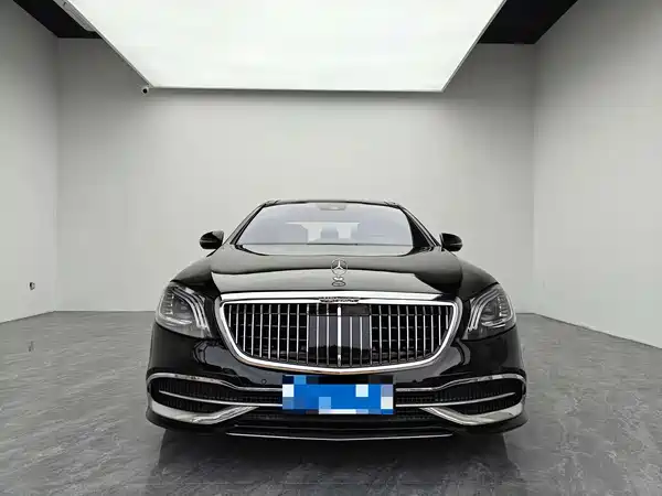 Mercedes-Benz S-Class 2010