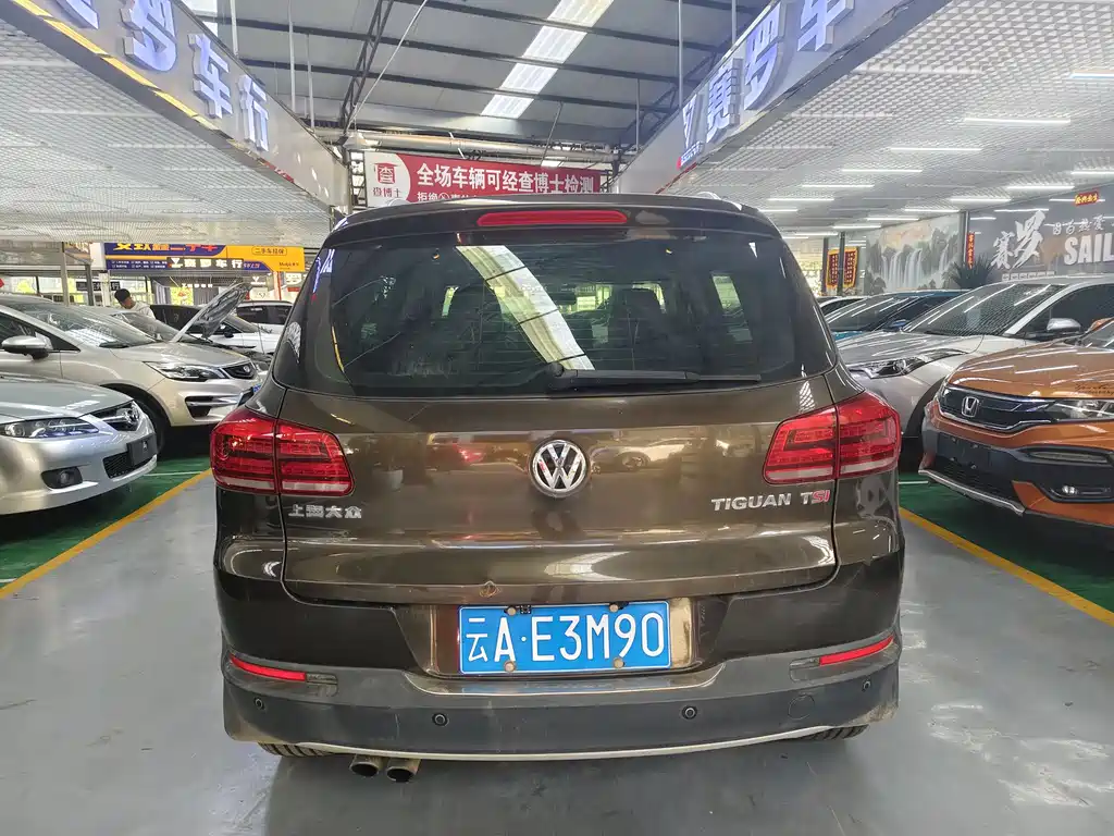 Volkswagen Tiguan 2015 — фото 4