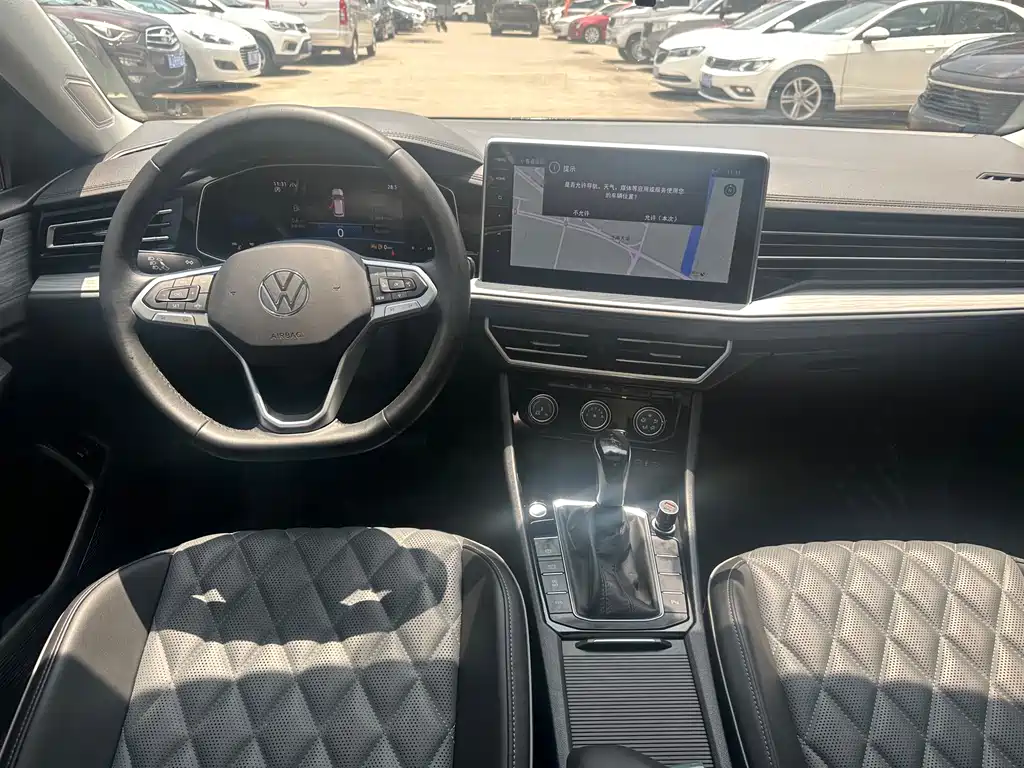 Volkswagen Sagitar 2024