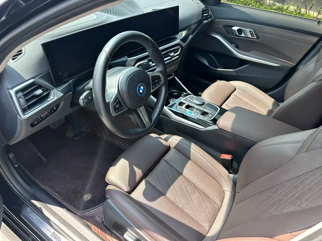BMW i3 2023