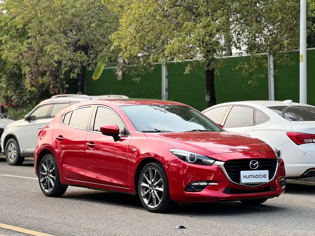Mazda 3 Axela 2018 — фото 3