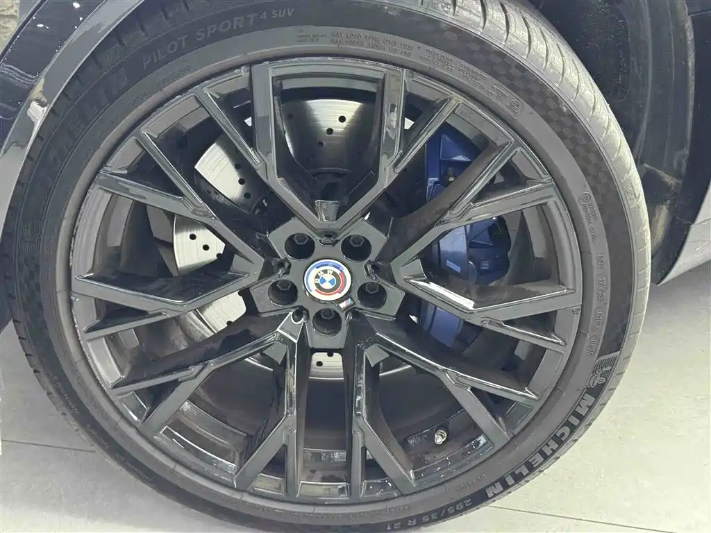 BMW X5 M 2023