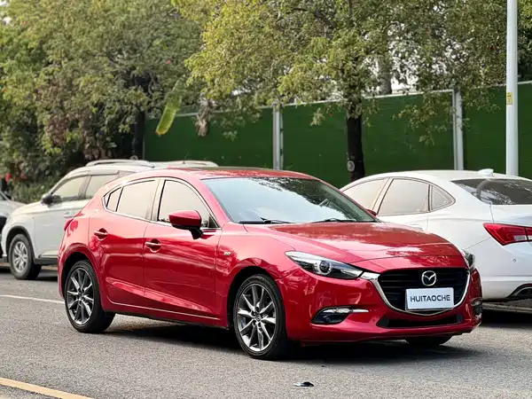 Mazda 3 Axela 2017