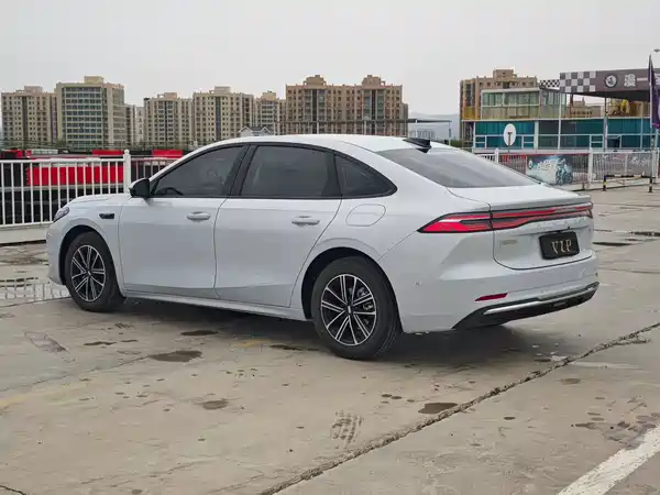 Geely Galaxy A7 EM 2025