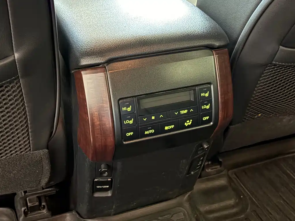 Toyota Prado 2017 — фото 12