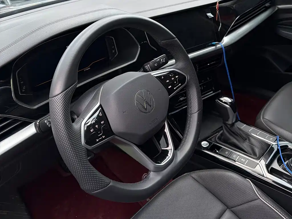 Volkswagen Passat 2023