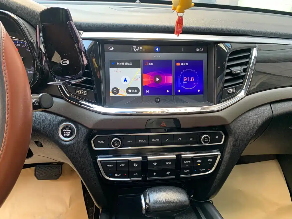 GAC Motor Trumpchi GS8 2017 — фото 6