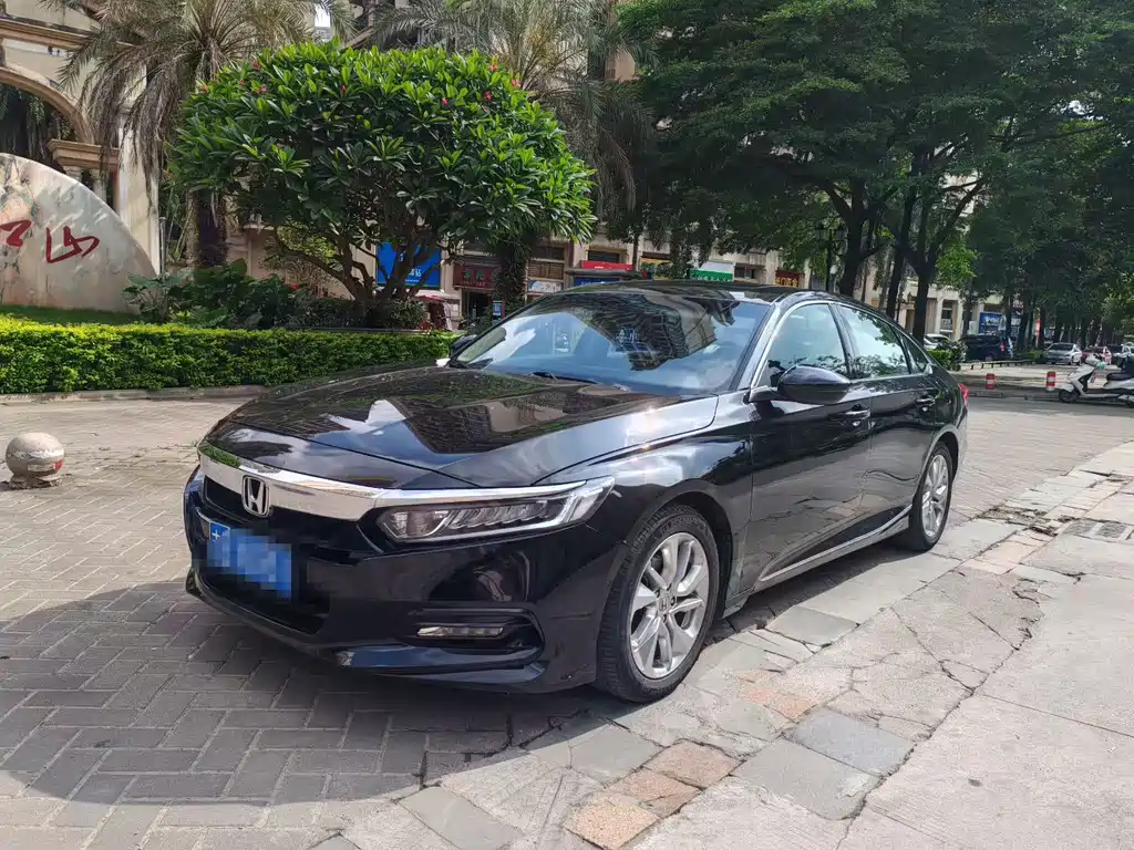 Honda Accord 2019 — фото 1