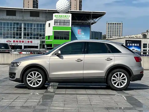 Audi Q3 2014