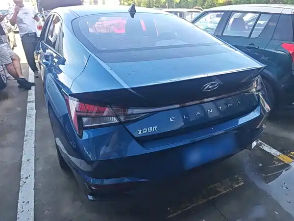 Hyundai Elantra 2020