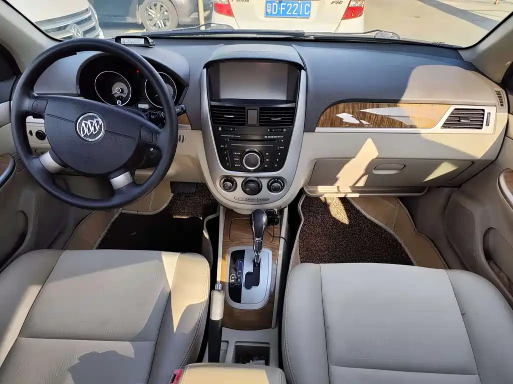 Buick Excelle 2015
