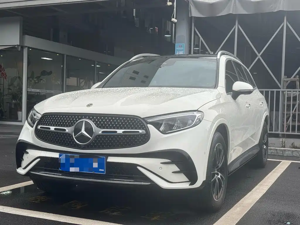 Mercedes-Benz GLC 2025